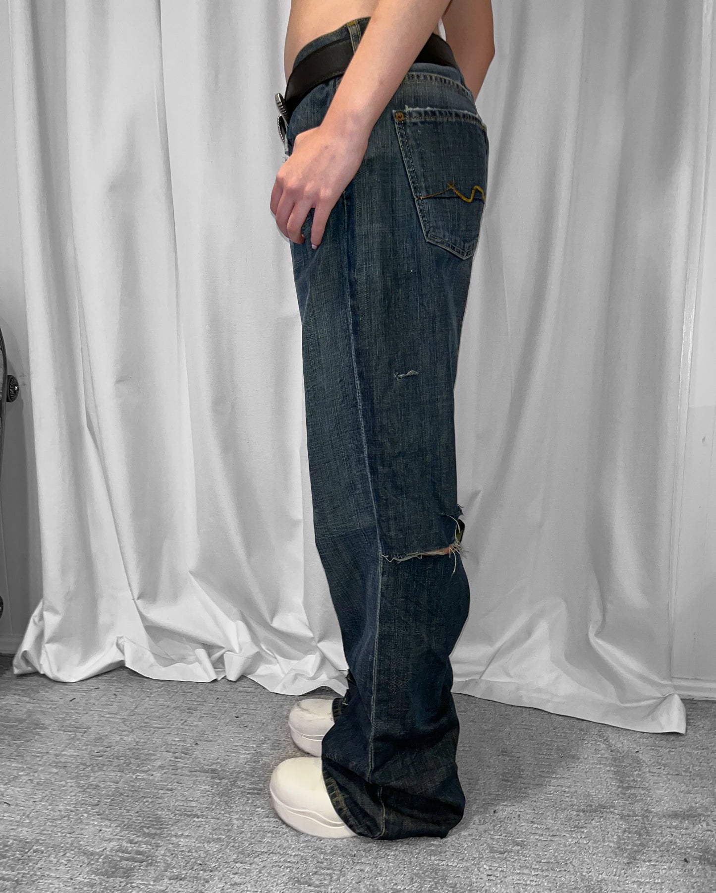 dark wash jeans
