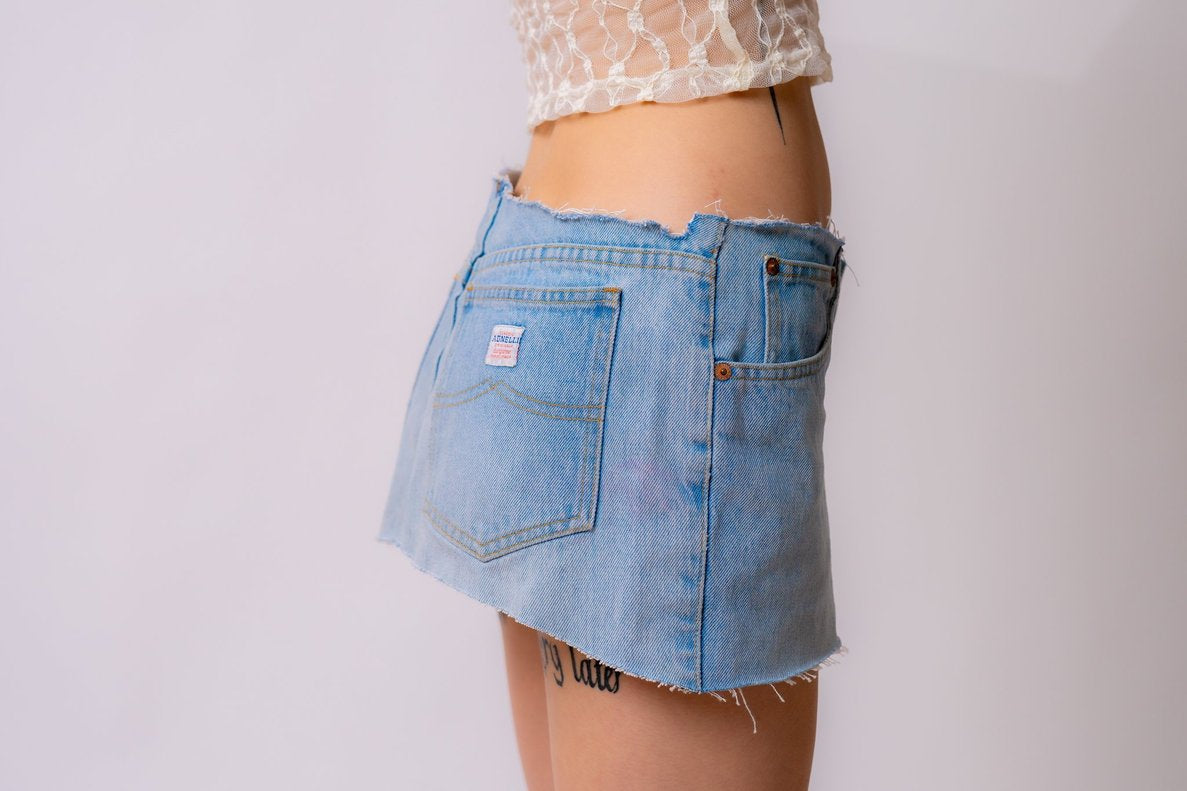 cutoff mini skirt