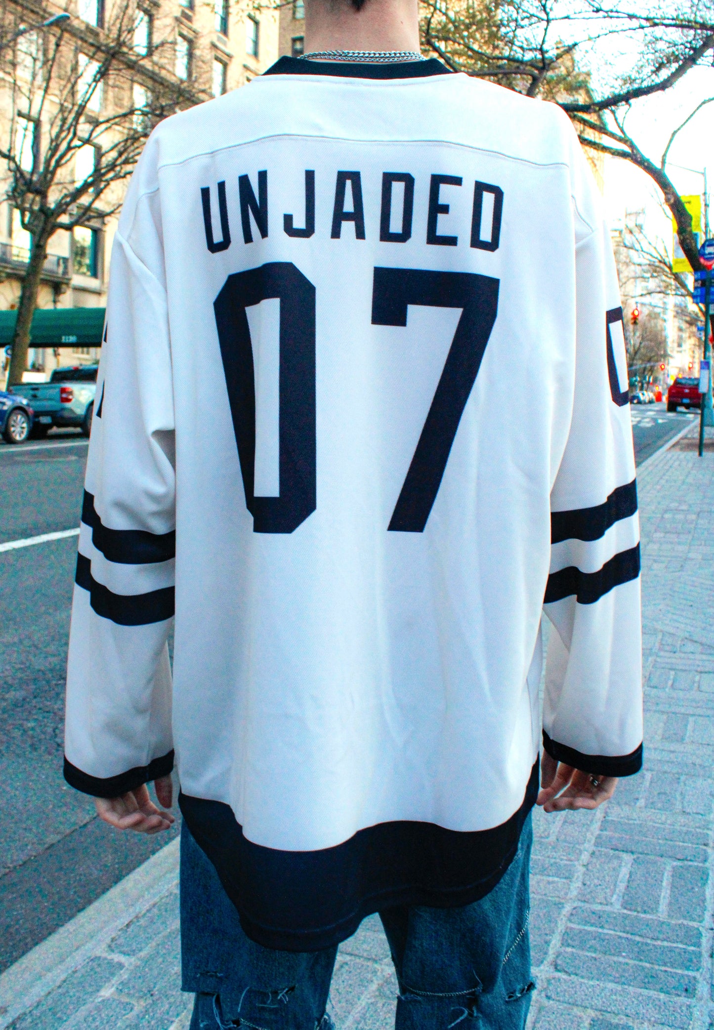 07 cream v-neck hockey jersey