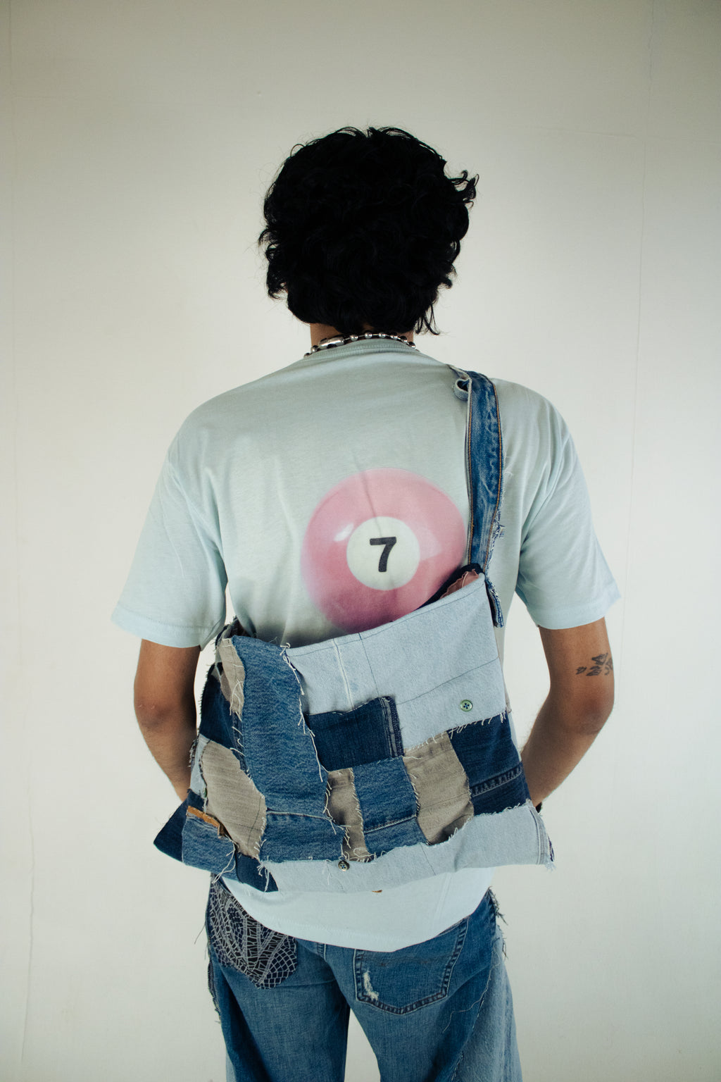 lucky 7 tee ice blue