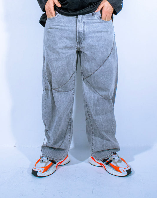 grey barrel chain denim