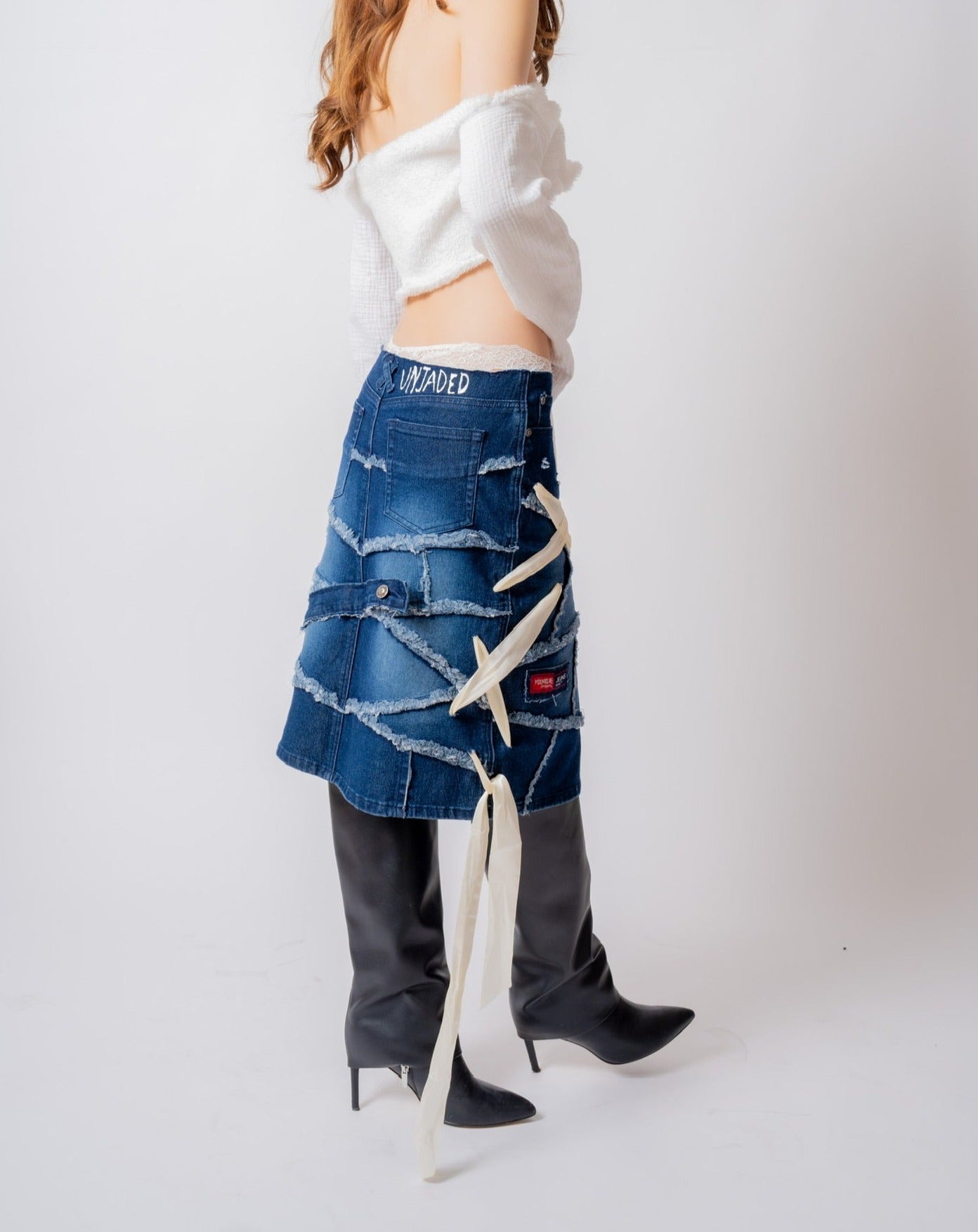 jupe mi-longue en jean effet vieilli