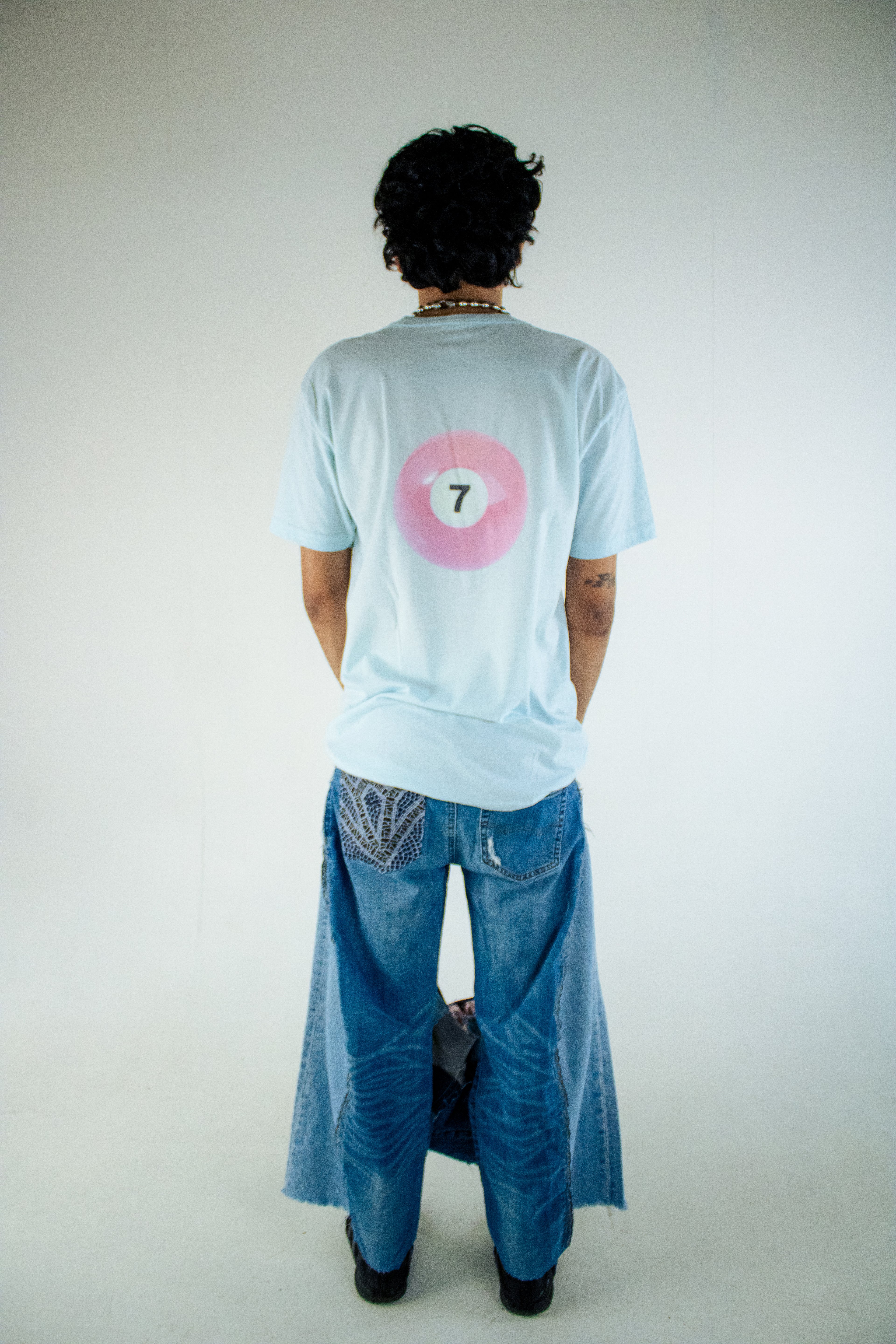 lucky 7 tee ice blue