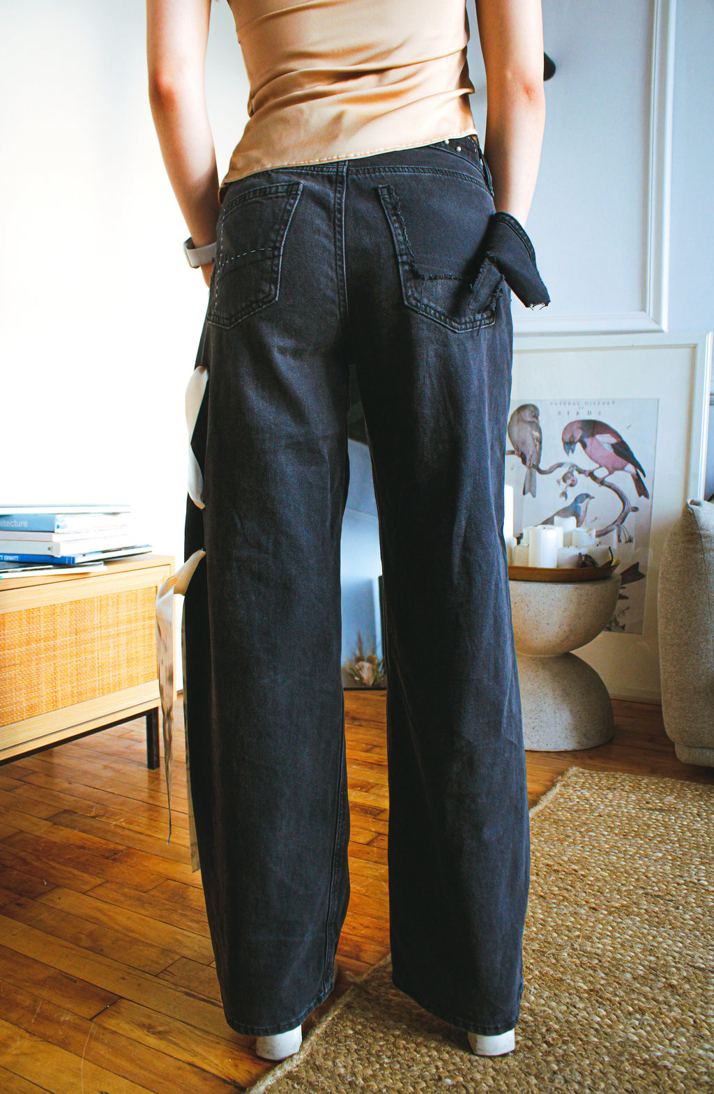 laced ribbon washed black mid rise jeans