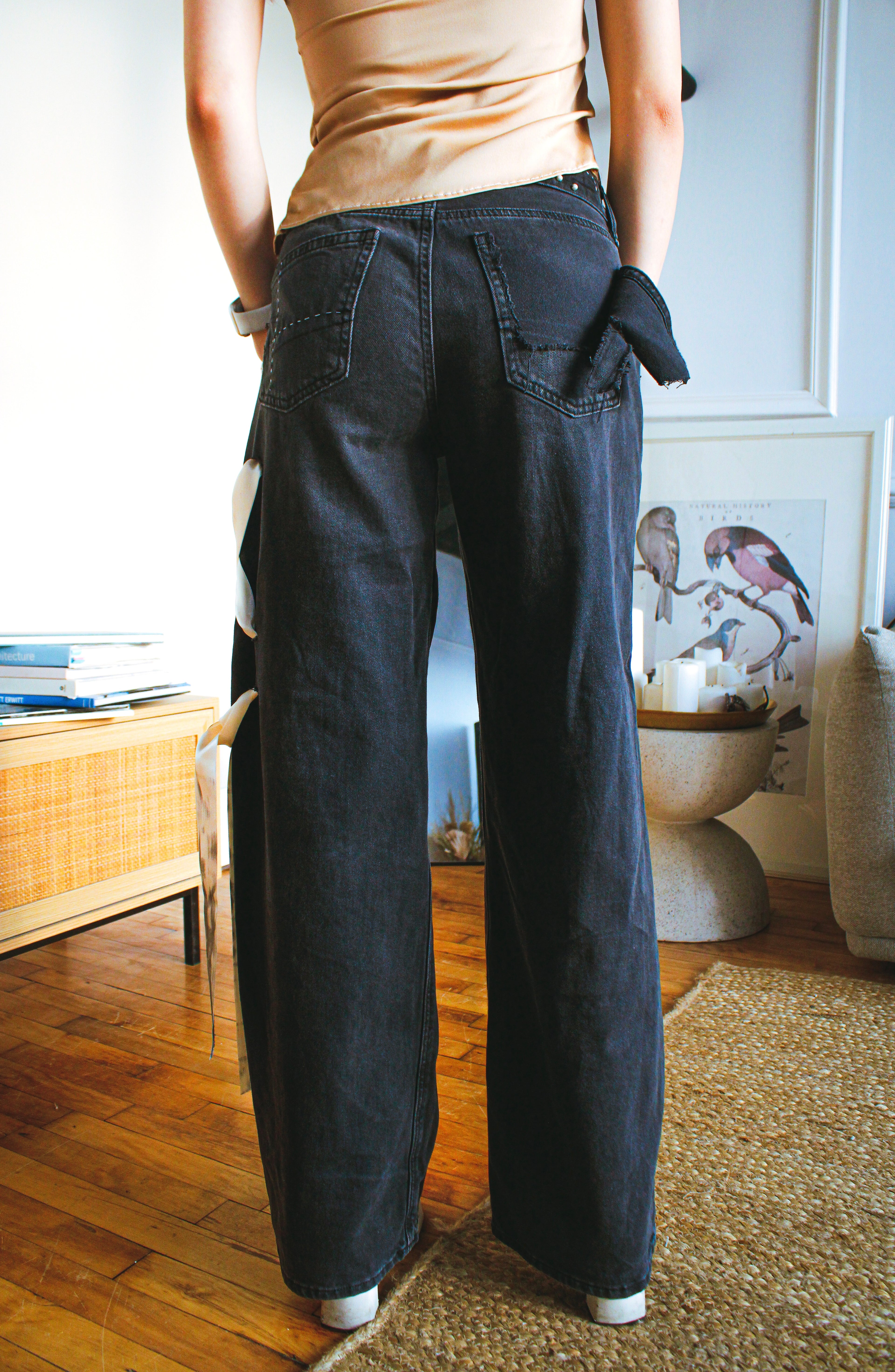 laced ribbon washed black mid rise jeans