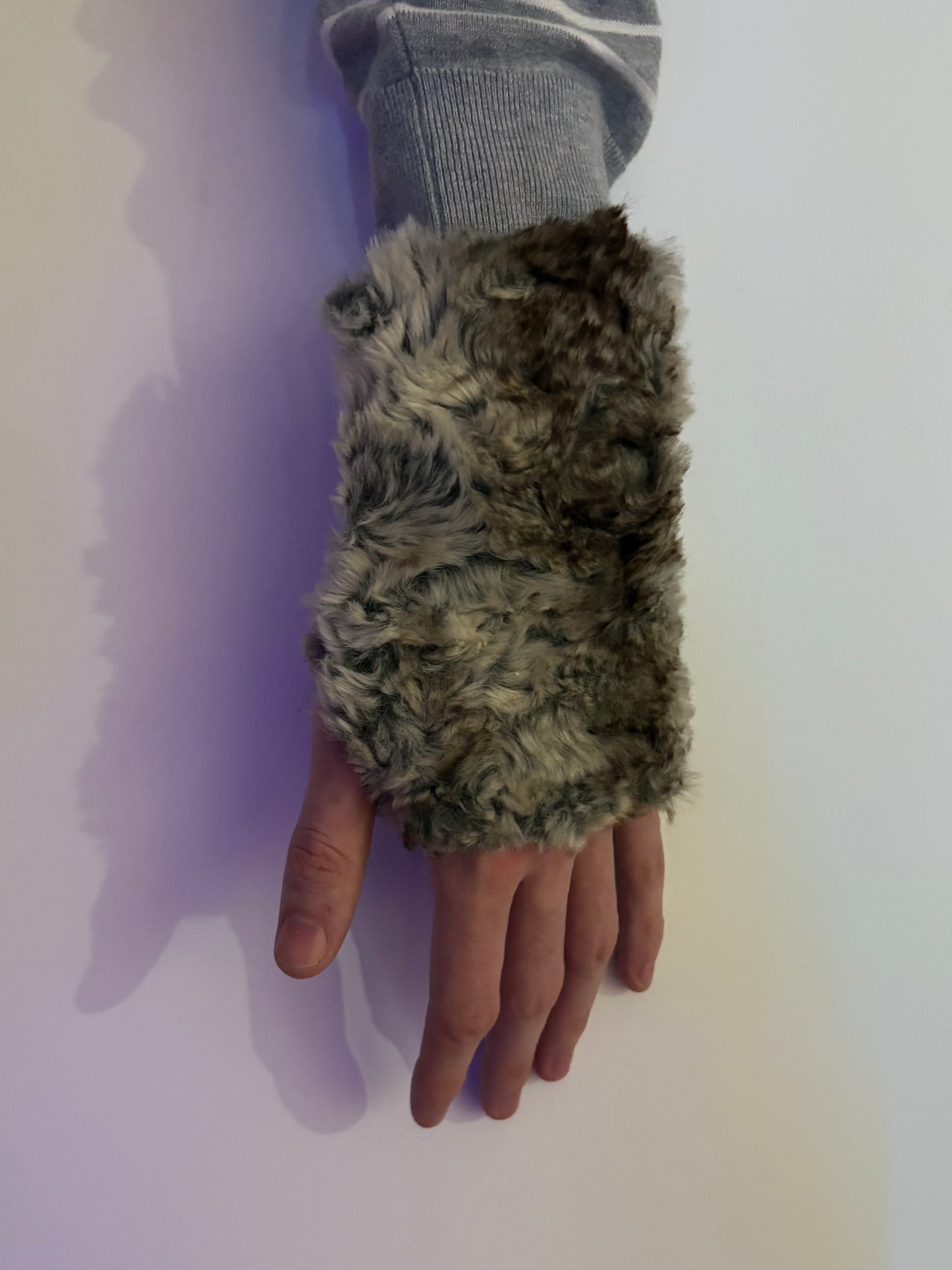 faux fur fingerless gloves