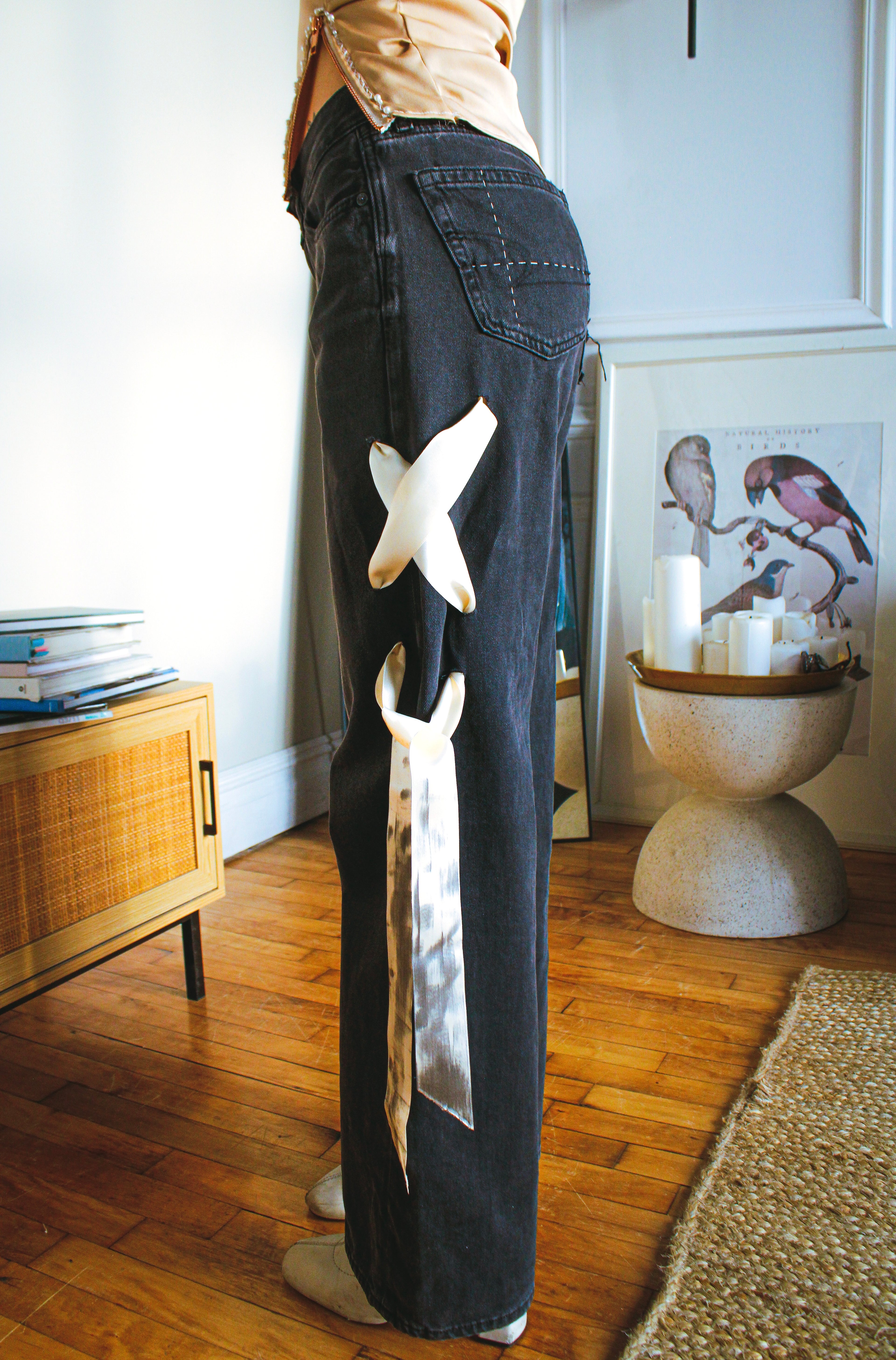 laced ribbon washed black mid rise jeans