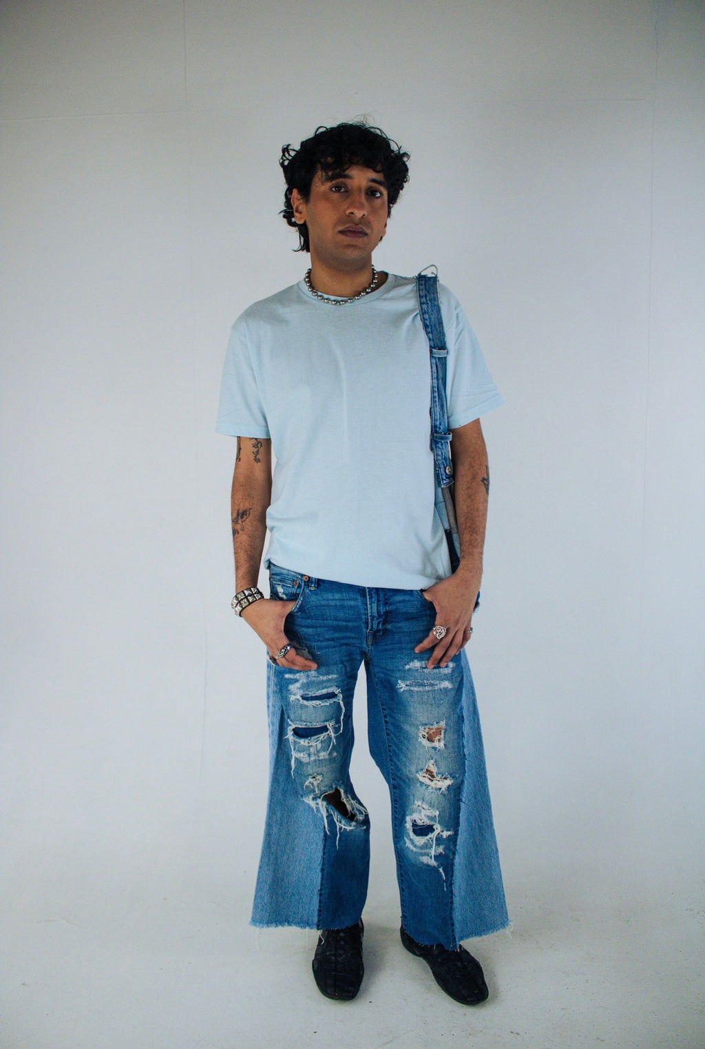 two tone distress wide leg jean