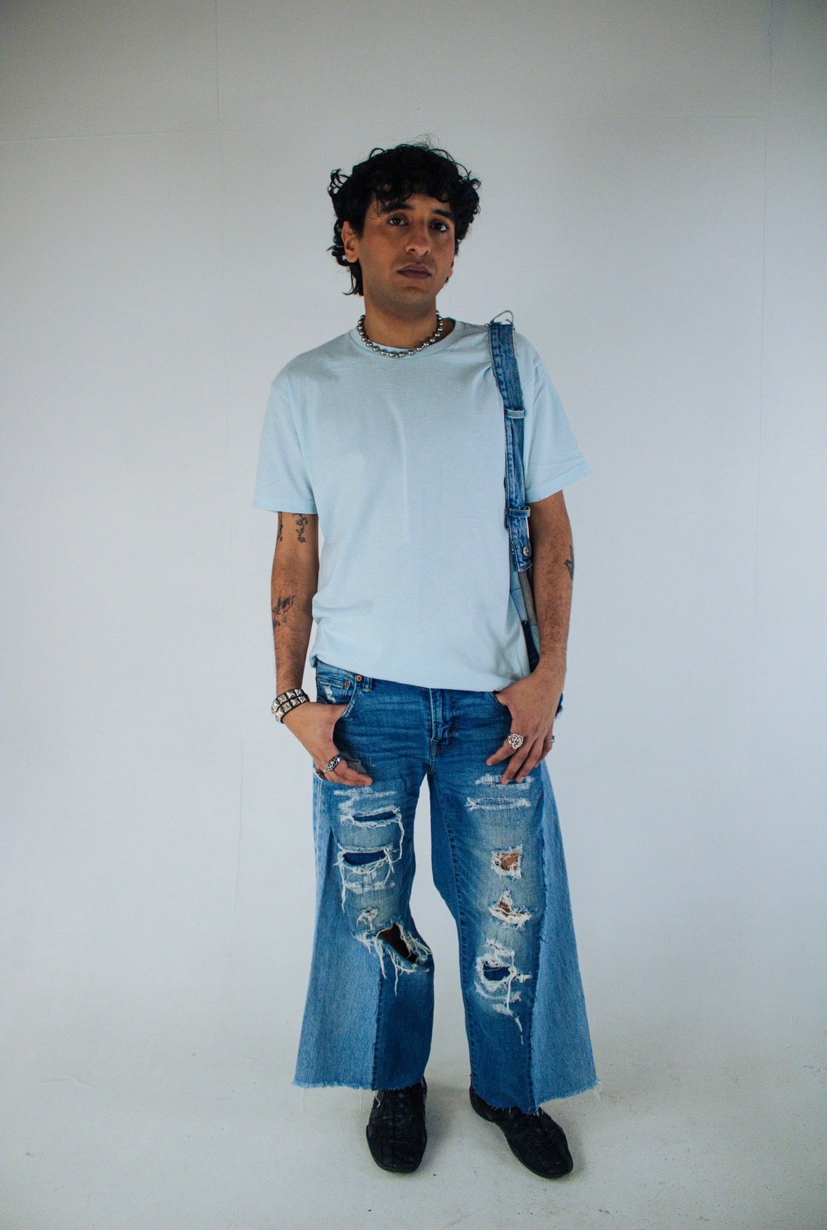 two tone distress wide leg jean