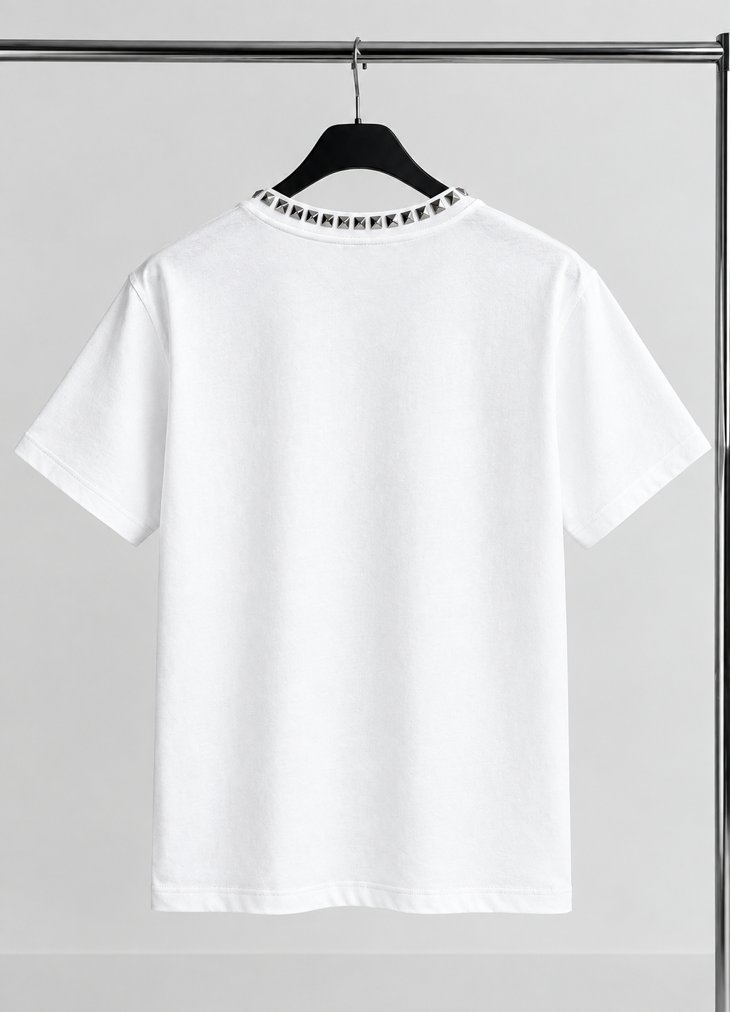 white stud collar tee