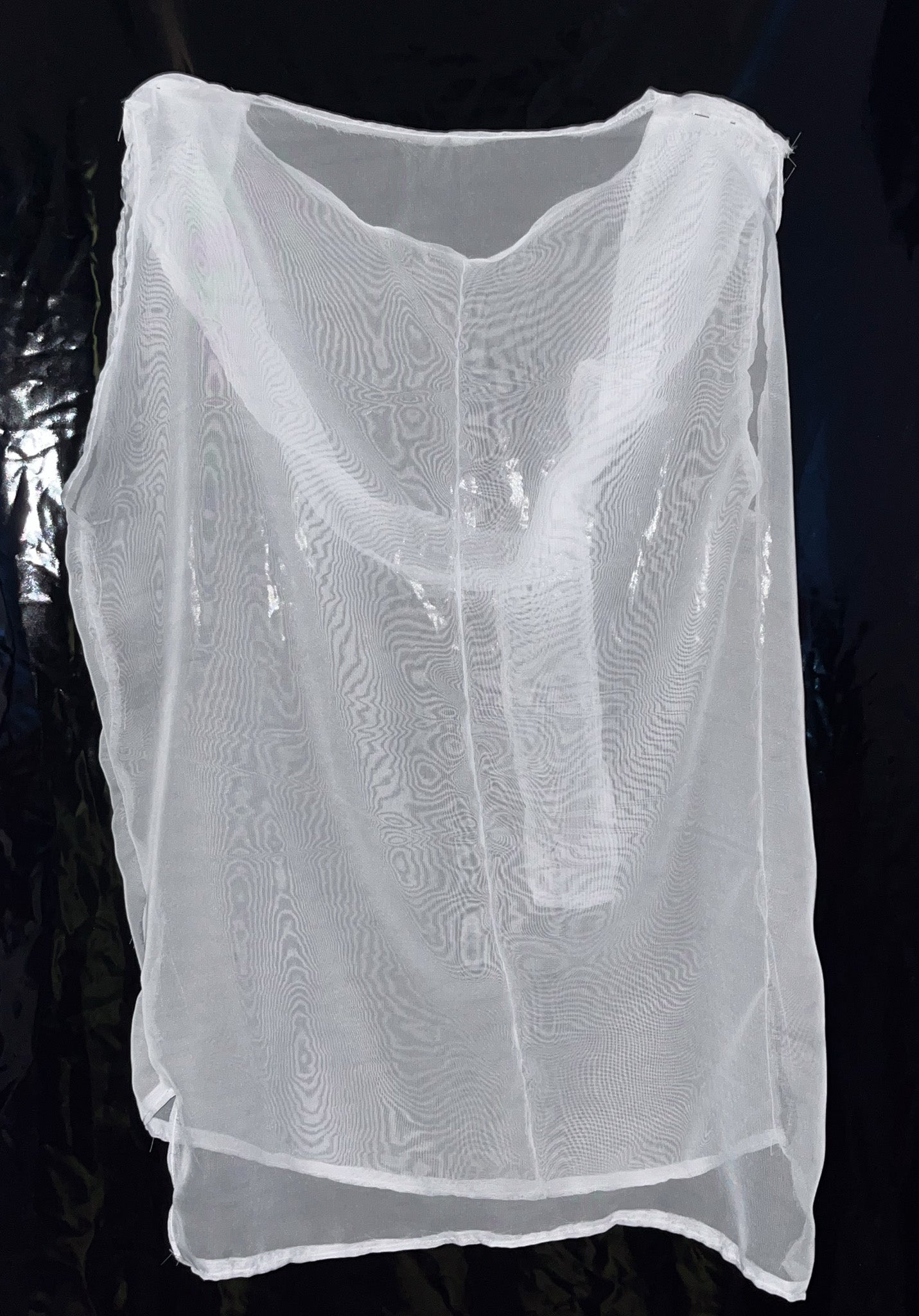 top blanc à col noué
